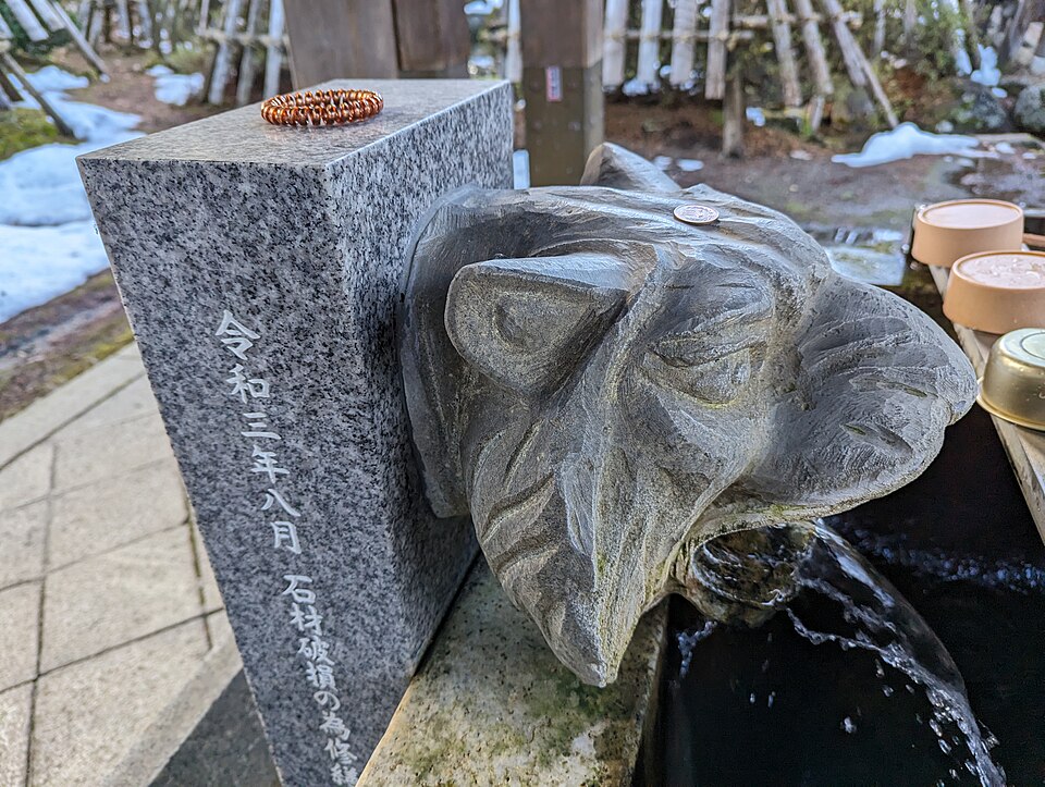 米沢城跡に建つ上杉神社